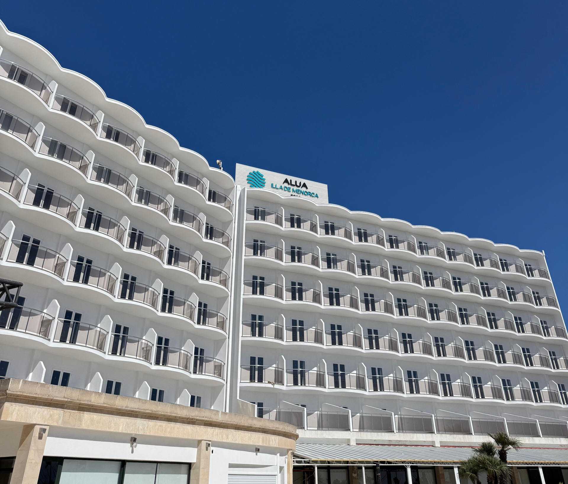 Hotel Alua Illa de Menorca - Imagen 3 del proyecto de facade coating