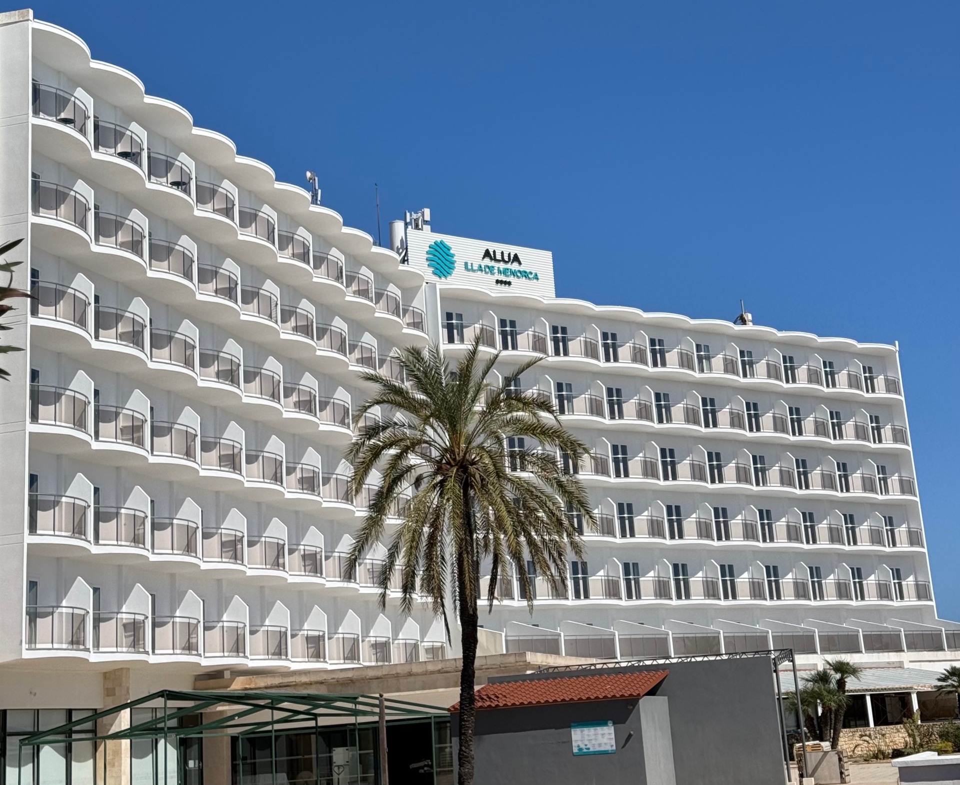 Hotel Alua Illa de Menorca - Imagen 5 del proyecto de facade coating